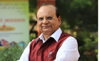 AAP Delegation Meets Delhi LG Over Water Crisis, VK Saxena Assures To Take Up Issue With Haryana